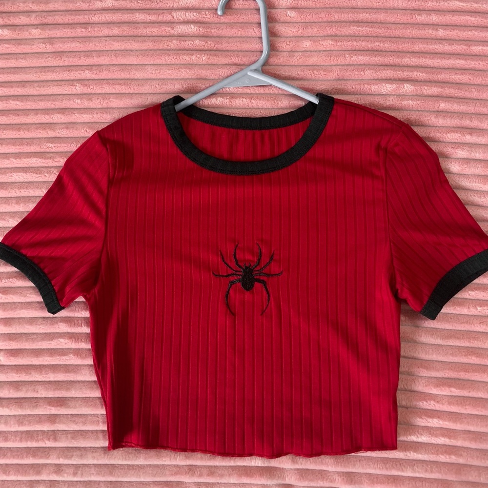 🕷Spider🕷 Crop Top